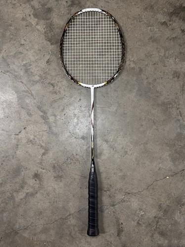 Yonex voltric badminton - 80,