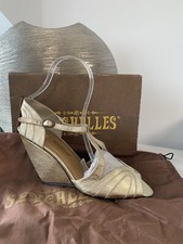 SEYCHELLES Vintage 60s 70s Gold Leather Wedge Sandals Shoes UK 7 US 9 BNWB FAB
