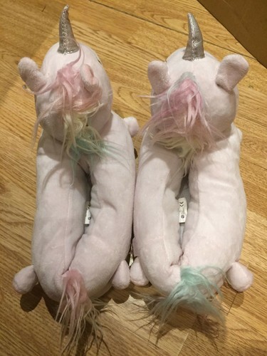 Pink unicorn slippers - pink,