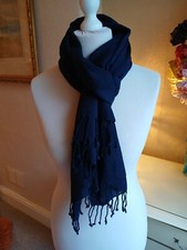 FRANGI by TieRack Vintage 1990s Navy Wool Shawl/Scarf. Hand Knotted Fringe. NWOT