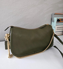 COACH NWT CCC36 OLIVE Color