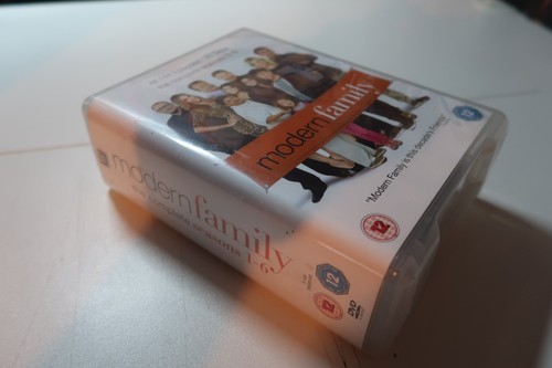 Modern family the complete - modern,