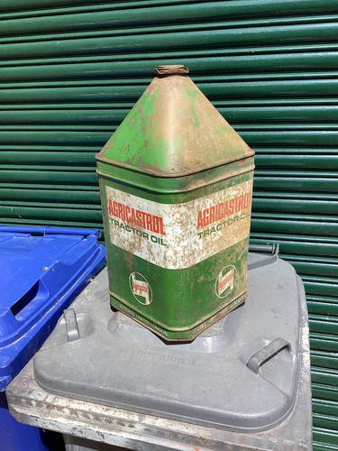 Vintage gallon oil drum - 5,