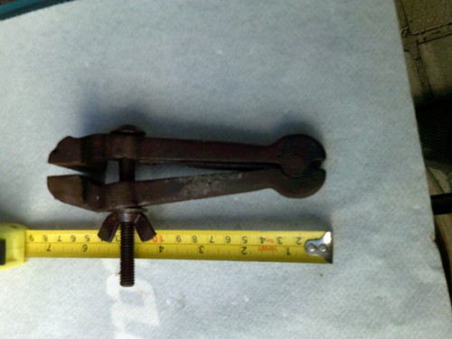 Vintage hand clamp forged - vintage,
