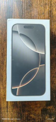 Iphone pro empty - empty,