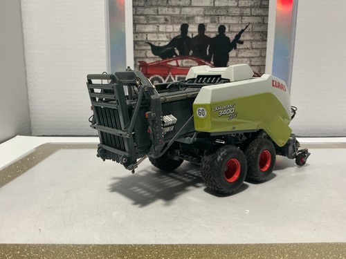 Universal hobbies claas - 1:32,