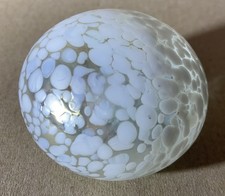 Vintage Heron Glass Iridescent Art Glass Paperweight.