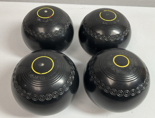 Thomas taylor lawn bowls - bowls, set
