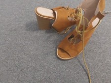 faux suede ankle shoe lace up size 4