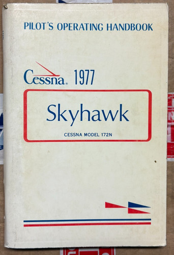Cessna skyhawk pilot - cessna,