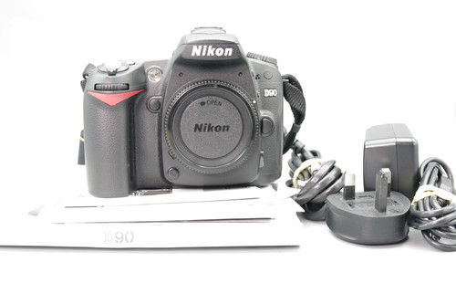 Nikon d90 3mp - nikon,