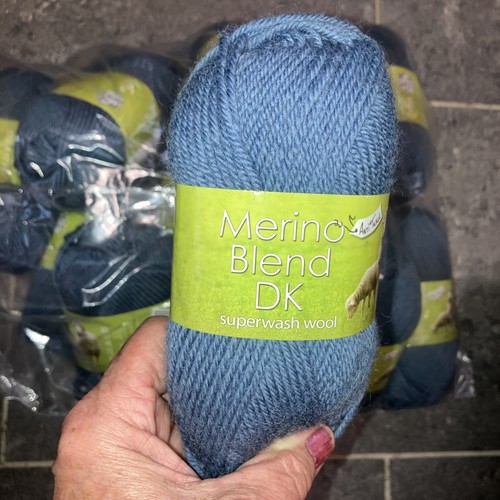 100 pure merino - 100%,