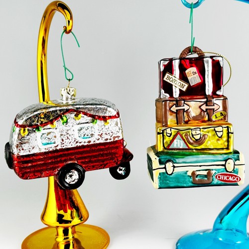 Caravan suitcases hand - &,