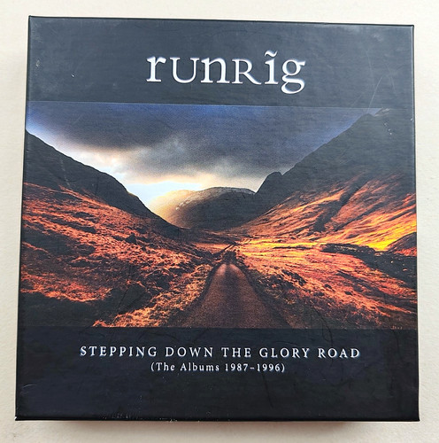 Runrig stepping down - -,