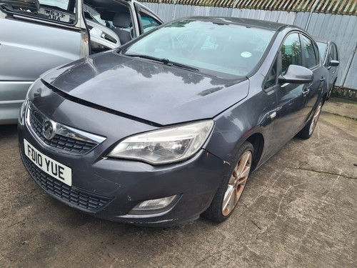 Vauxhall astra 2010 - vauxhall,