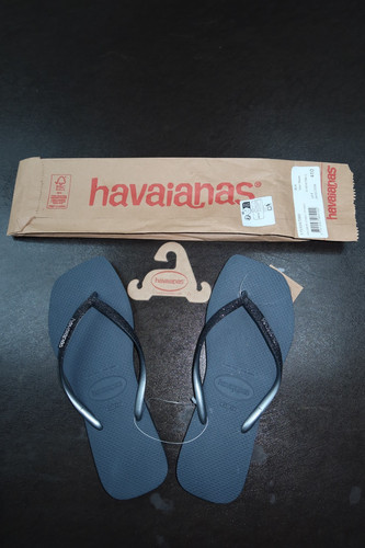 Havaiana square toe black