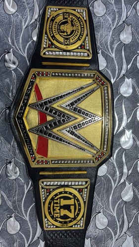 Wwe john cena 17x undisputed - wwe,