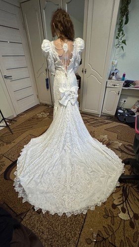Vintage wedding dress with - , a