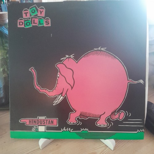 The toy dolls nellie - toy,