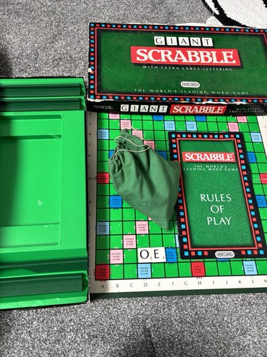 Vintage giant edition scrabble - giant,