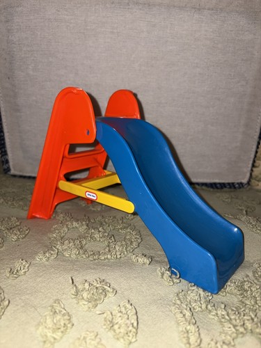 Little tikes dollhouse - tikes,