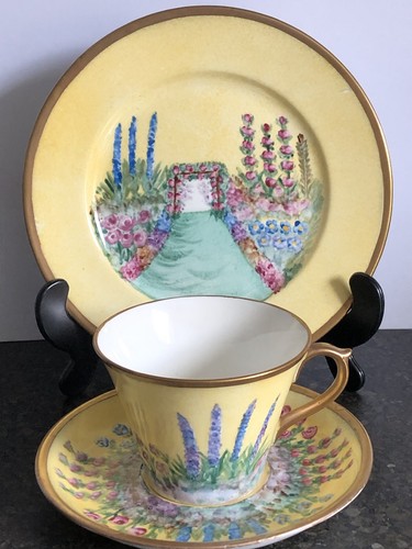 Stunning rare vintage shelley - rare,