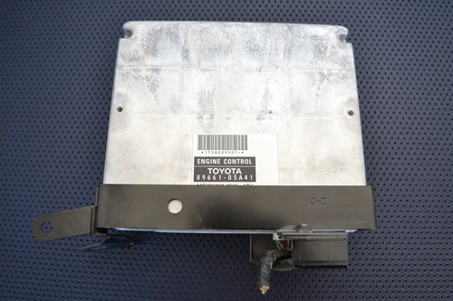 Toyota avensis engine ecu - engine,