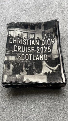 Christian dior wool blanket - dior,