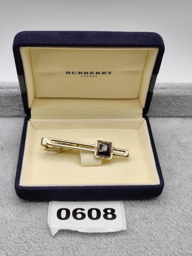 Burberry gold black - burberry, clip
