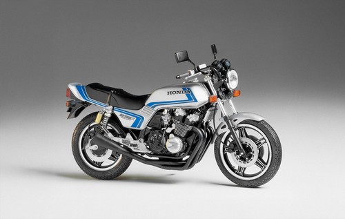 Tamiya honda cb750f - 1:12,
