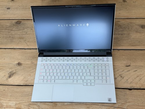 Alienware m17 - alienware,