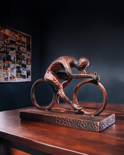 Cyclist bike athlete figure - bike,,