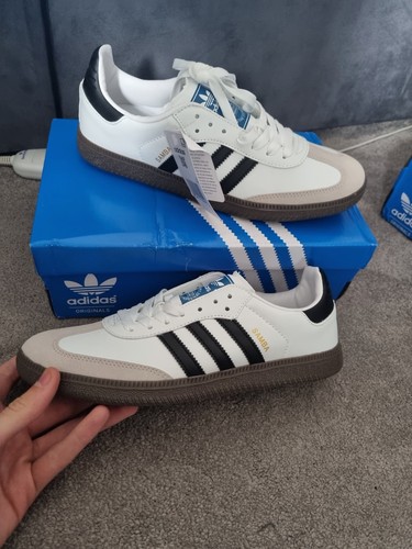 Adidas samba