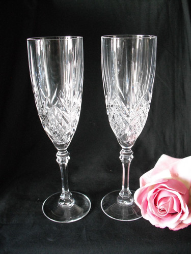 Pair champagne prosecco - champagne,