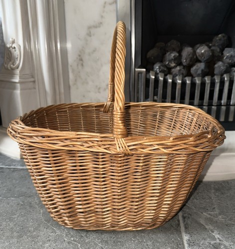 Vintage traditional wicker - traditional,