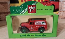 Lledo 58012 Morris Z Van  -