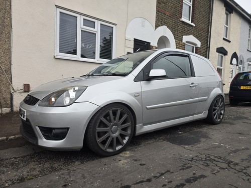Ford fiesta zetec van - fiesta,