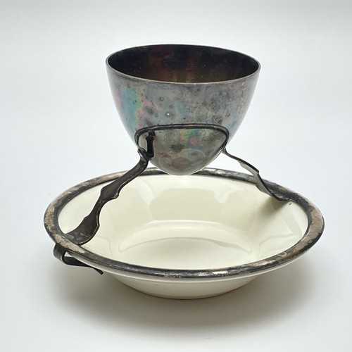 Antique royal doulton egg cup - egg,