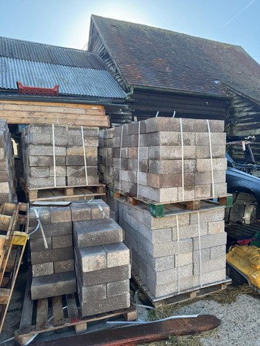 Concrete blocks 440x215x140mm - concrete,
