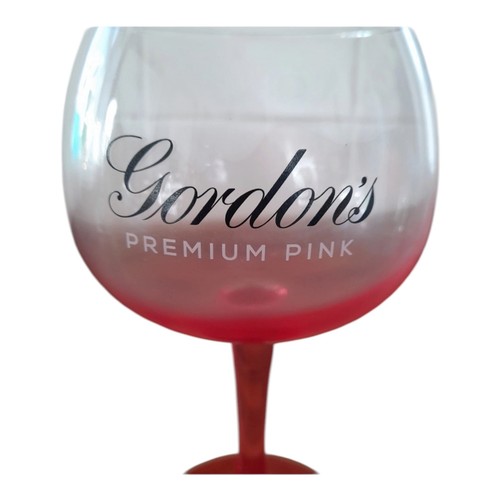 Gordon premium pink gin - premium,
