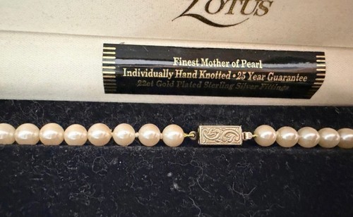 Vintage royale lotus mother - vintage, by
