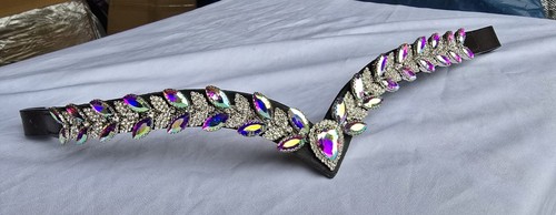 Sparkly shaped kiara - v,
