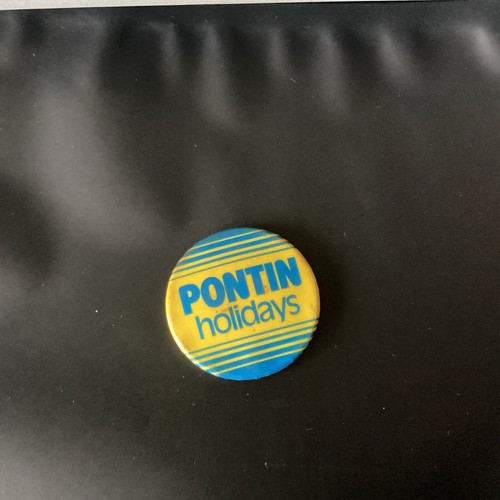 Pontins vintage badge - vintage,