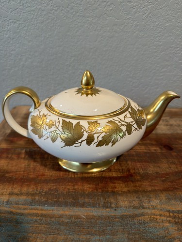 Antique ceramic sadler - ceramic,