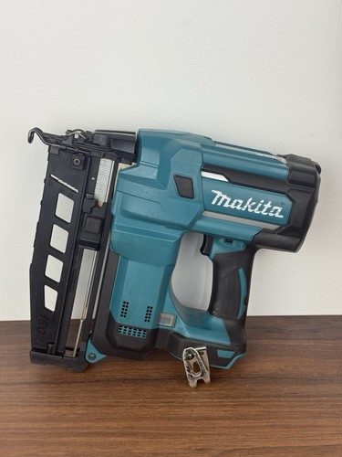 Makita 18v lxt - 18v,