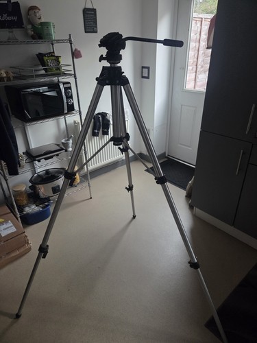 Manfrotto tripod art - manfrotto,