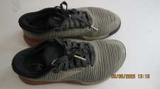 Pair of Reebok Nano Crossfit trainers in black/gum/sand size 6 preowned