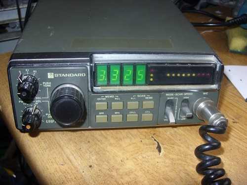 Standard c7800 uhf transceiver - uhf,