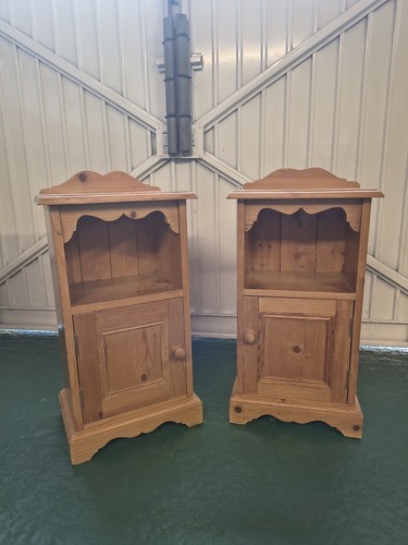 Pair vintage rustic pine - vintage,