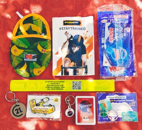 Lot goodies advertising - 9,
